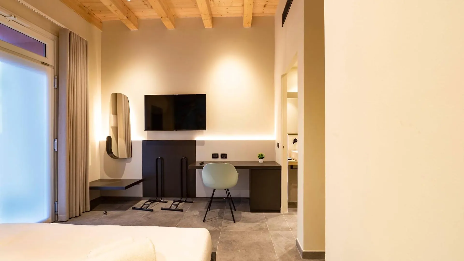 Italianflat - Verona'S River, Free Parking For Car & Bike, Nature, Relax Italien