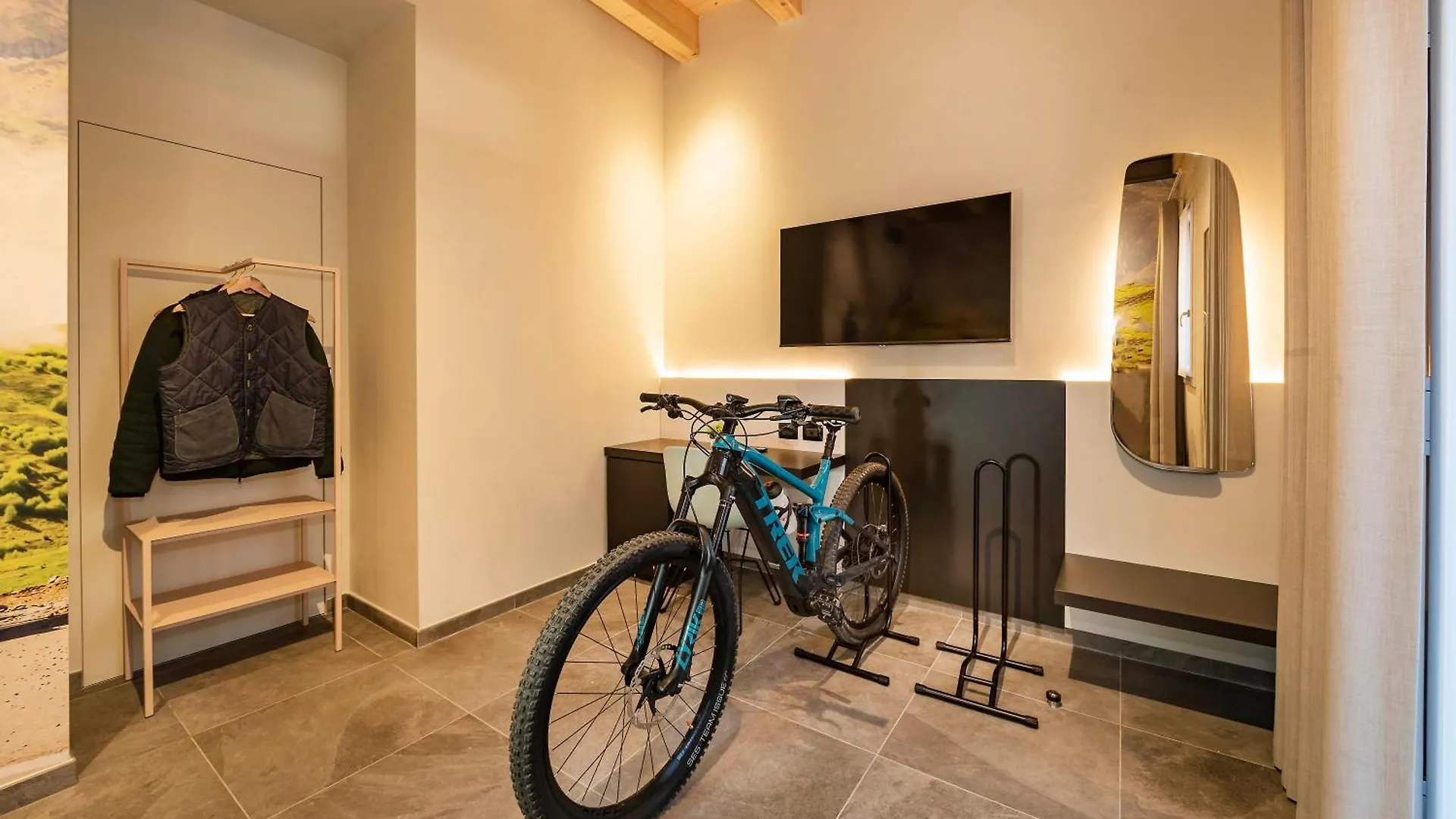 Pensionat Italianflat - Verona'S River, Free Parking For Car & Bike, Nature, Relax