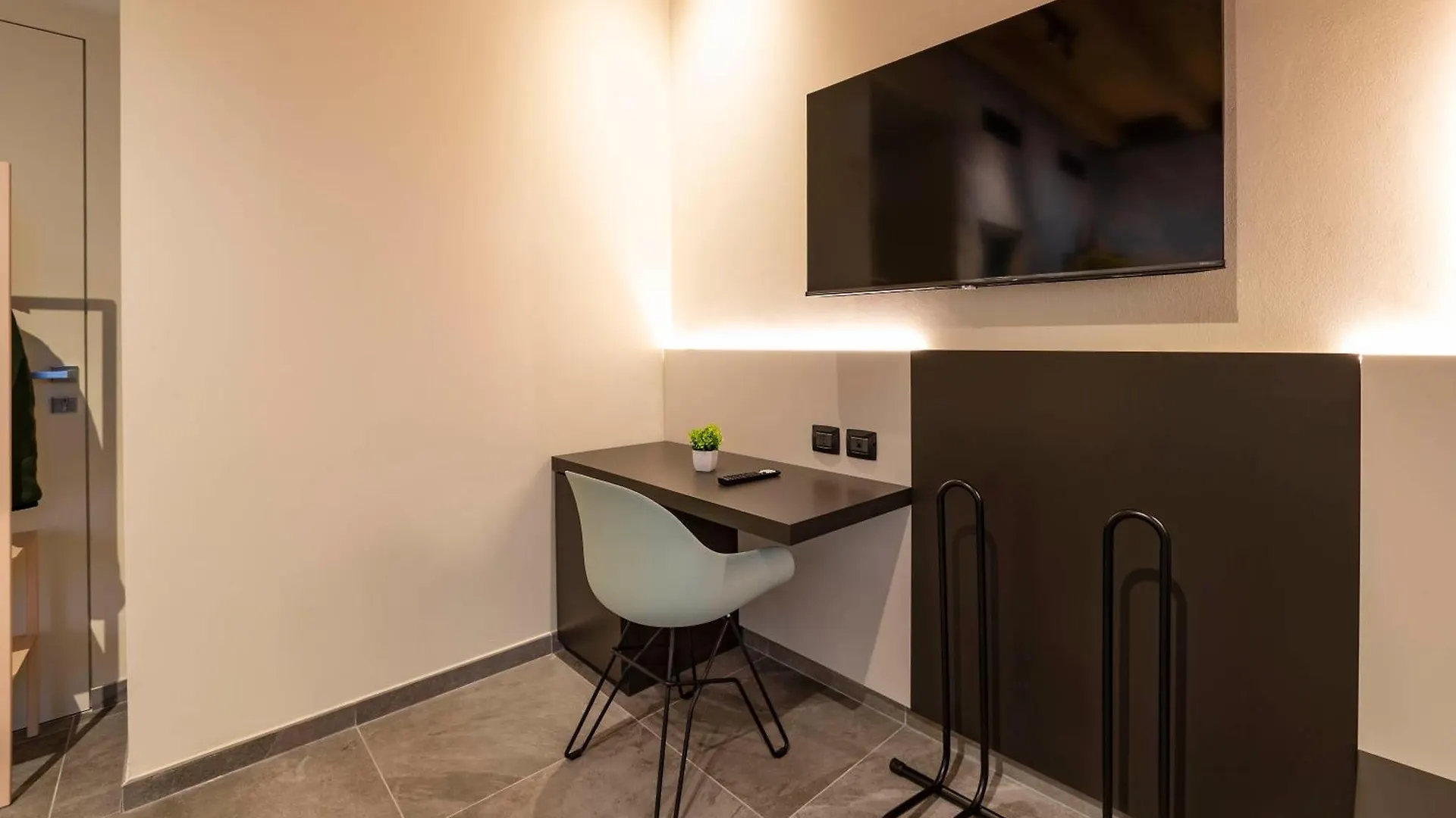 Italianflat - Verona'S River, Free Parking For Car & Bike, Nature, Relax Pensionat Verona