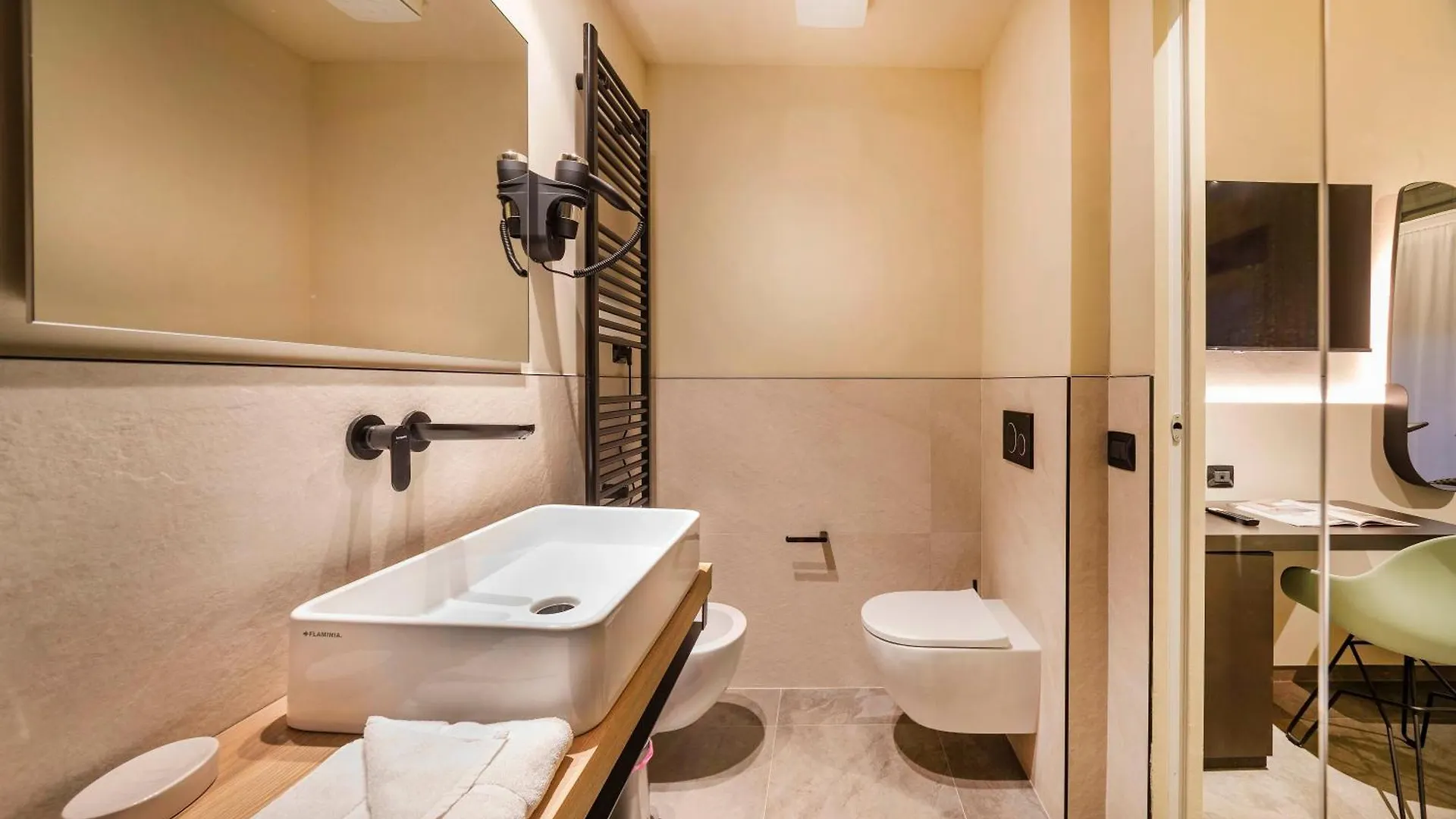 Italianflat - Verona'S River, Free Parking For Car & Bike, Nature, Relax Pensionat