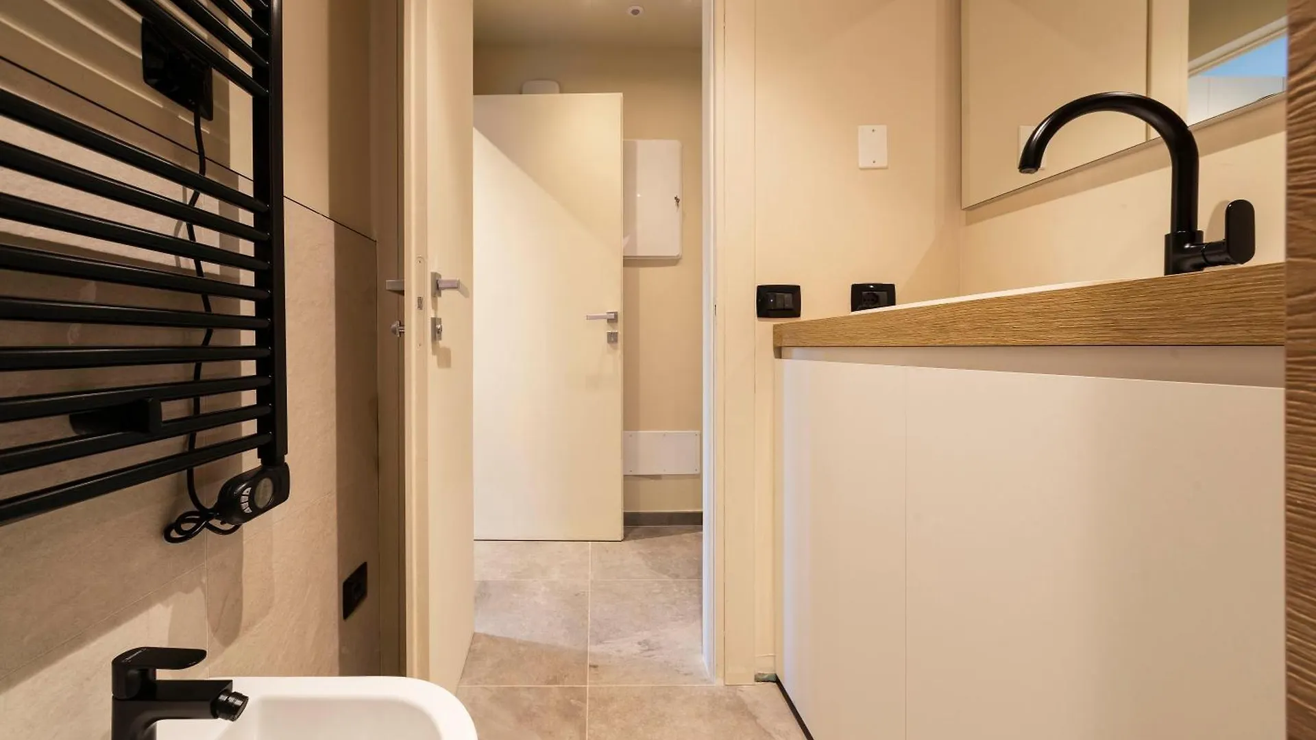 Italianflat - Verona'S River, Free Parking For Car & Bike, Nature, Relax 0*, Verona Italien