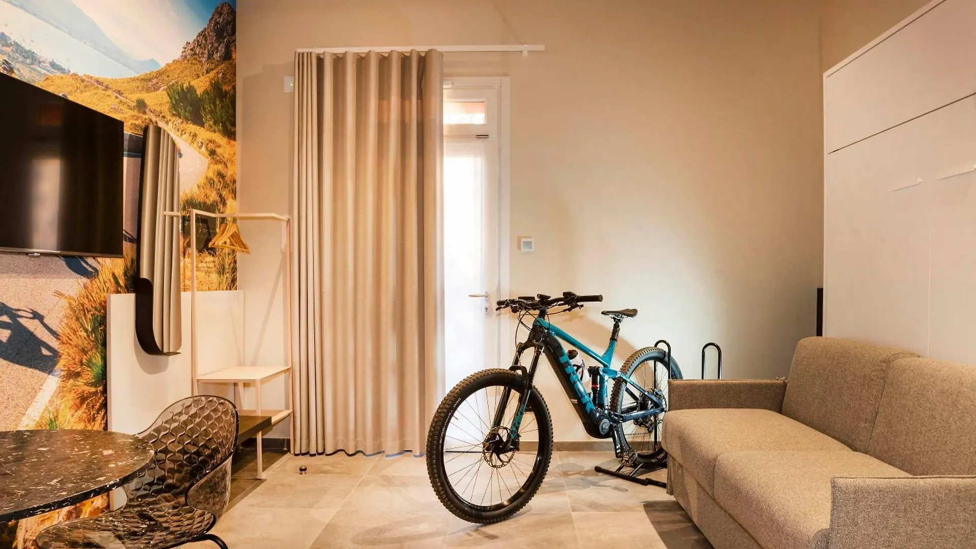 Italianflat - Verona'S River, Free Parking For Car & Bike, Nature, Relax Pensionat