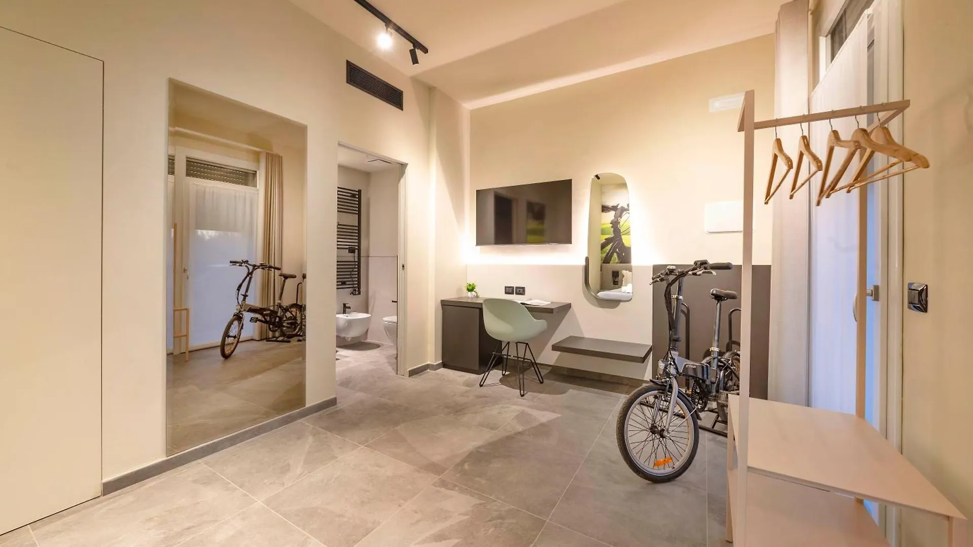 Italianflat - Verona'S River, Free Parking For Car & Bike, Nature, Relax Pensionat Verona