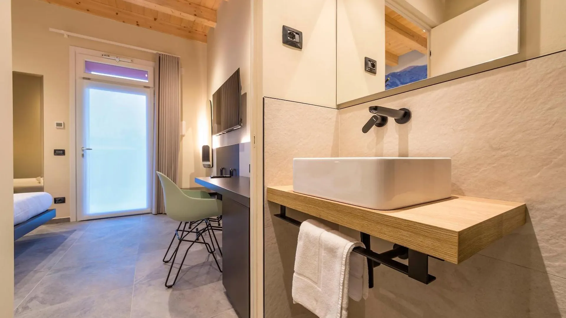 Italianflat - Verona'S River, Free Parking For Car & Bike, Nature, Relax Pensionat Verona