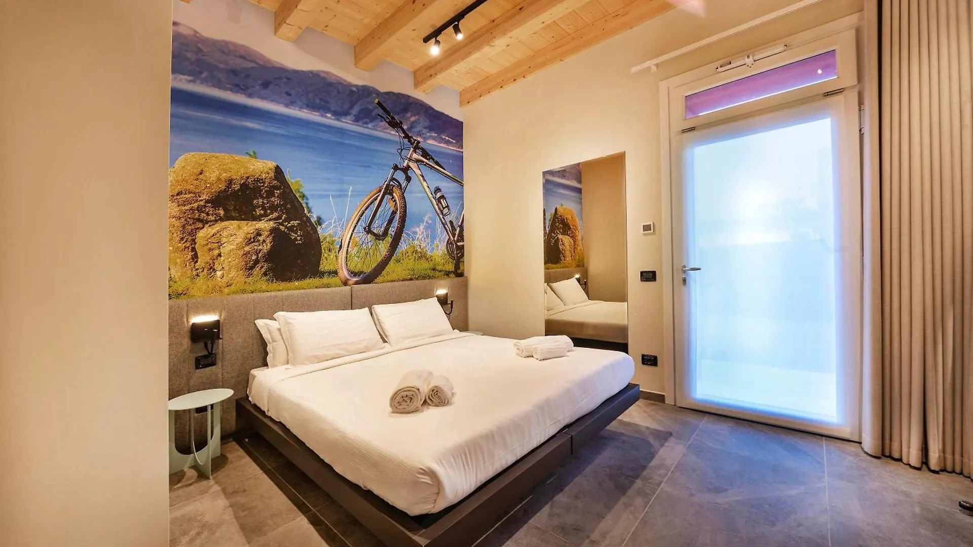 Pensionat Italianflat - Verona'S River, Free Parking For Car & Bike, Nature, Relax Italien